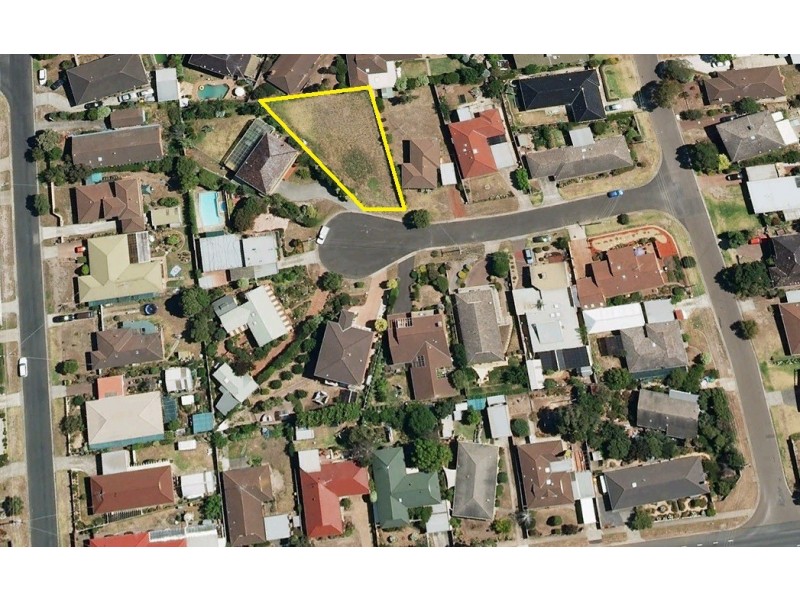 8 Booral Court, Grovedale VIC 3216