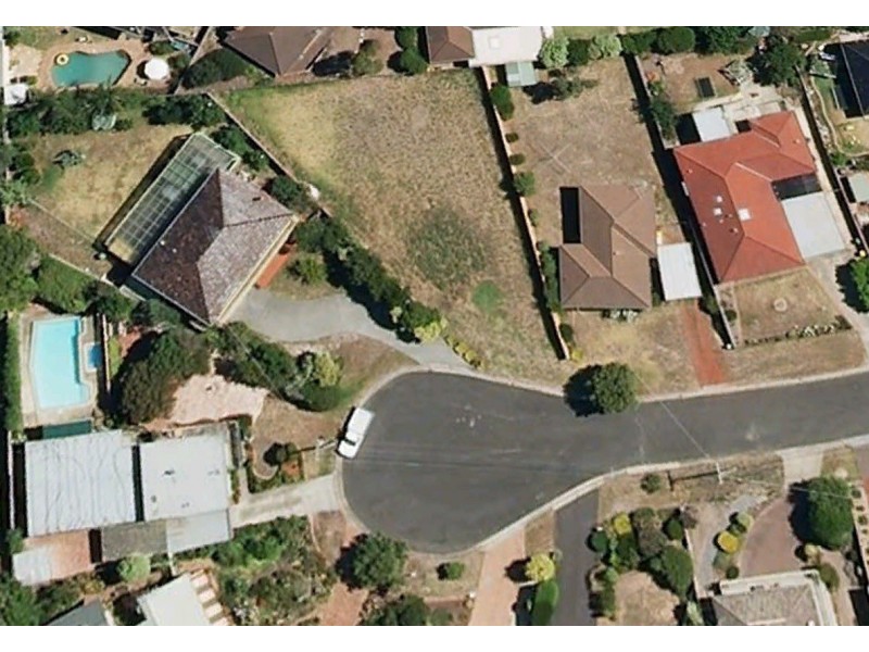 8 Booral Court, Grovedale VIC 3216