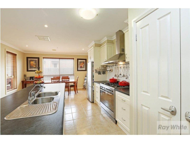 4 Judith Court, Lara VIC 3212