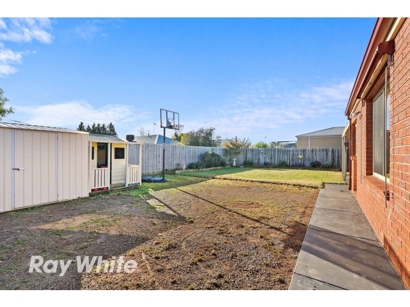 4 Judith Court, Lara VIC 3212