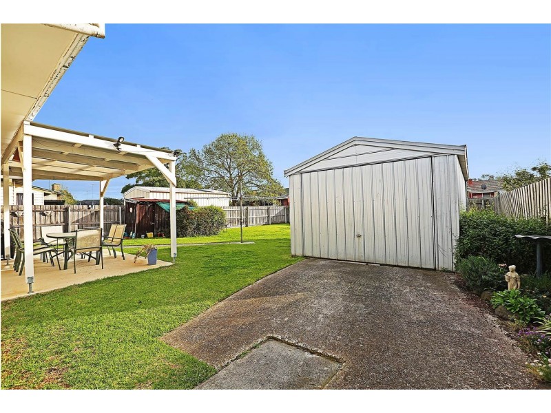 8 Dove Street, Norlane VIC 3214