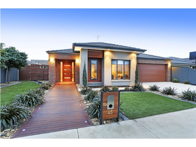 45 Westlakes Boulevard, Lara VIC 3212