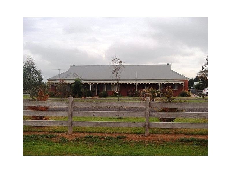 45 Regent Street, Little River VIC 3211