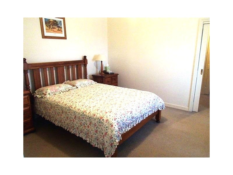 45 Regent Street, Little River VIC 3211