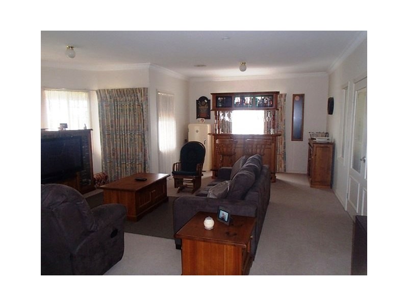 45 Regent Street, Little River VIC 3211