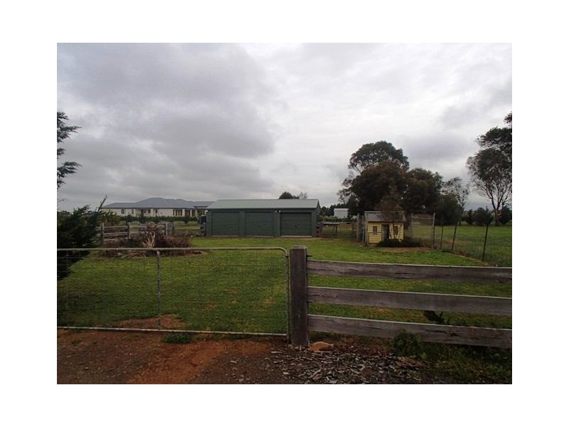 45 Regent Street, Little River VIC 3211
