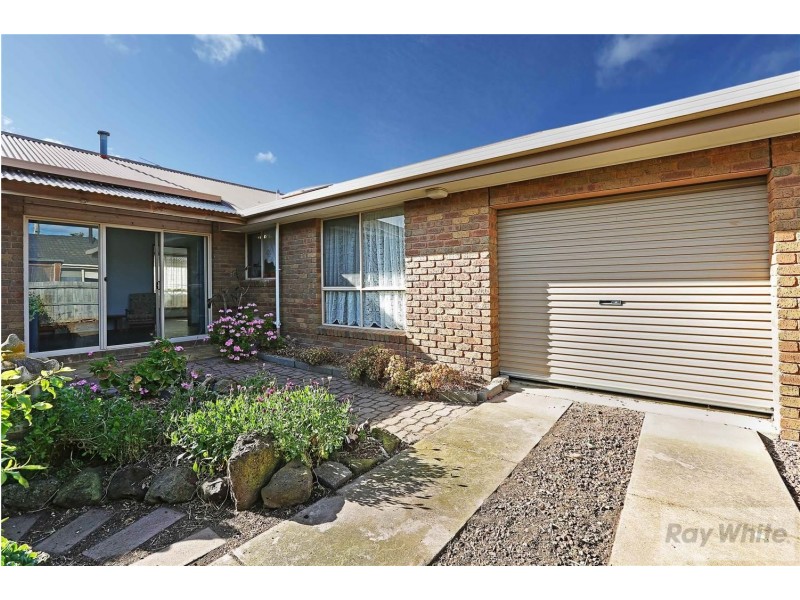 11 Brunel Close, Lara VIC 3212