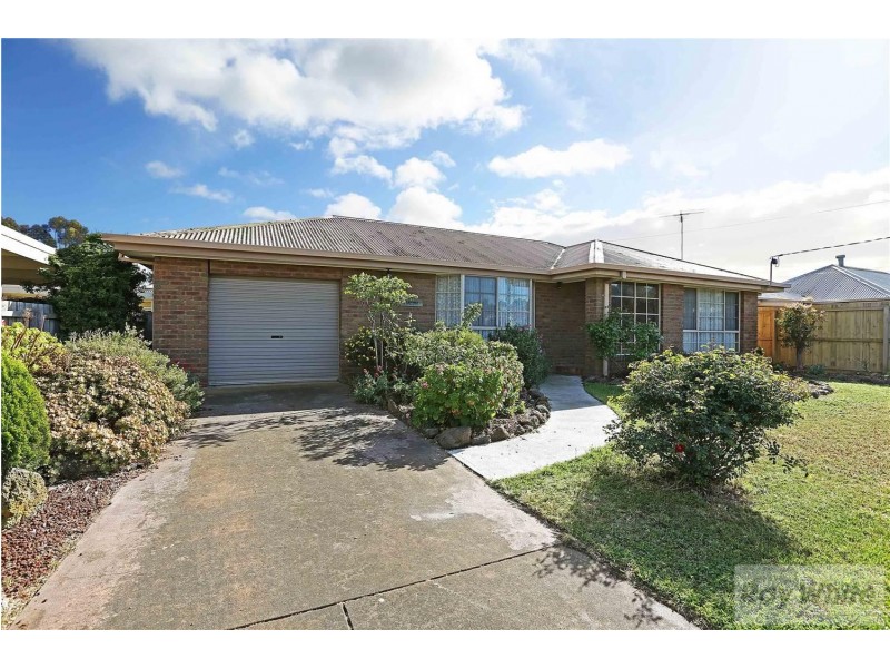 11 Brunel Close, Lara VIC 3212