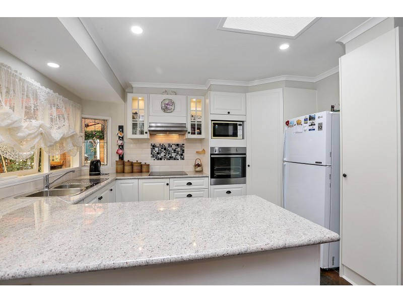 19 Cromwell Drive, Lara VIC 3212