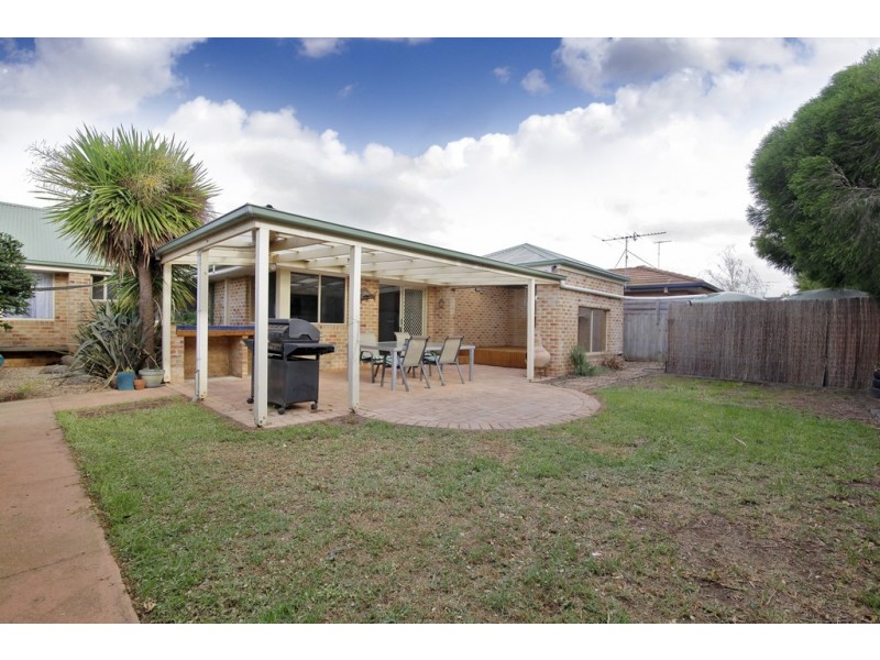 17 Duncan Drive, Lara VIC 3212