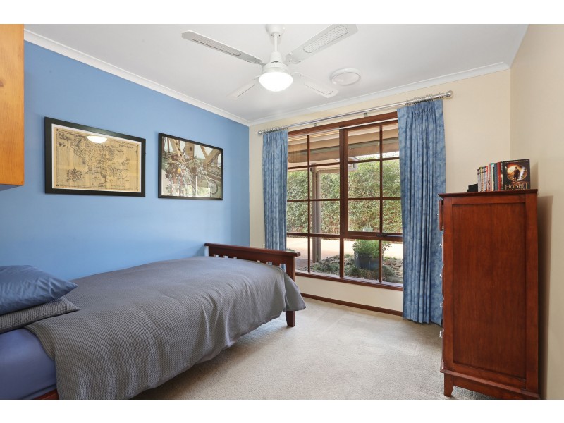 35 Brunel Close, Lara VIC 3212