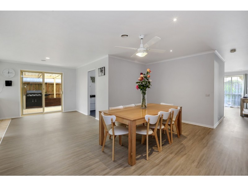 3 Sherwood Grove, Lara VIC 3212