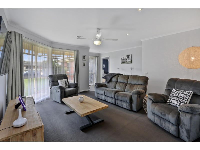 3 Sherwood Grove, Lara VIC 3212