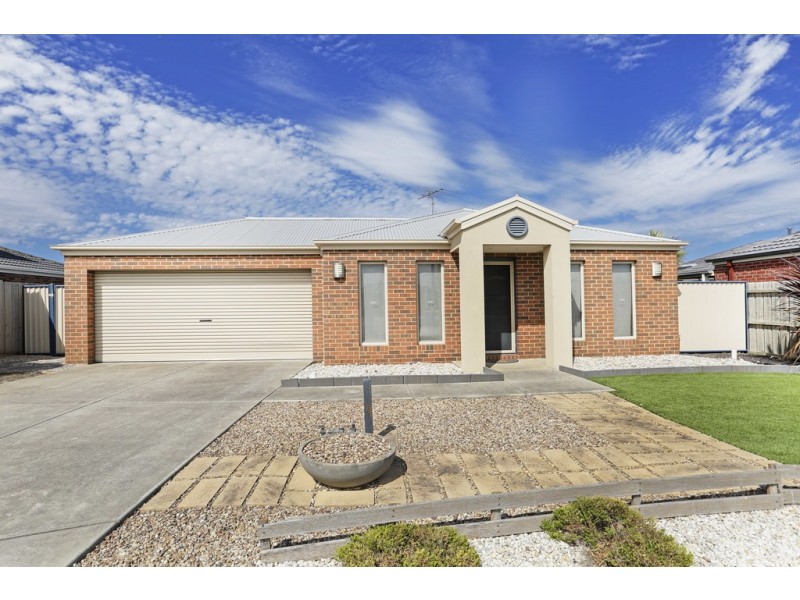 8 Achillea Close, Corio VIC 3214
