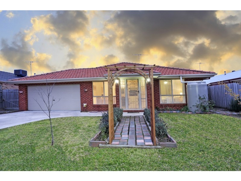 51 Streeton Close, Corio VIC 3214