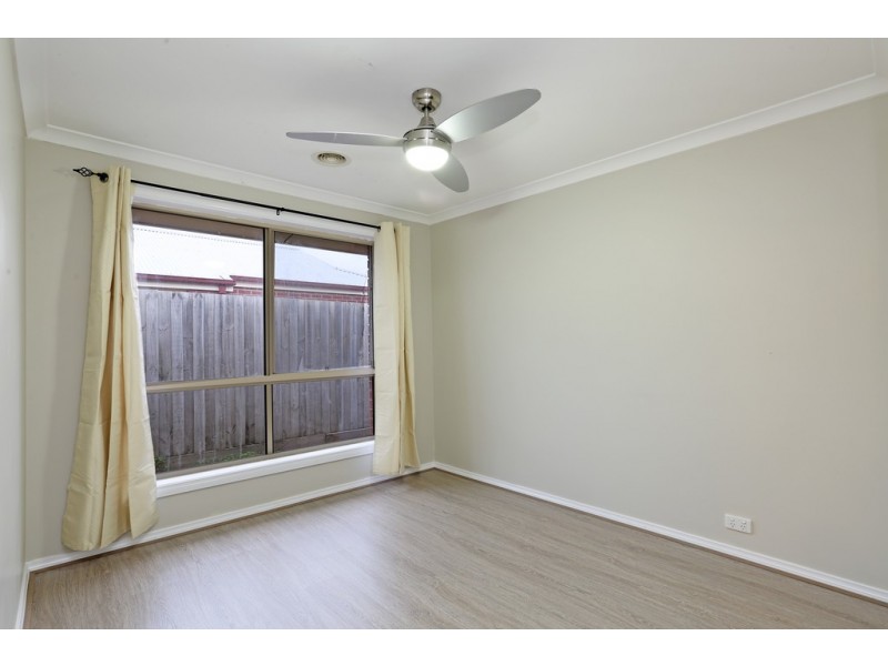 51 Streeton Close, Corio VIC 3214