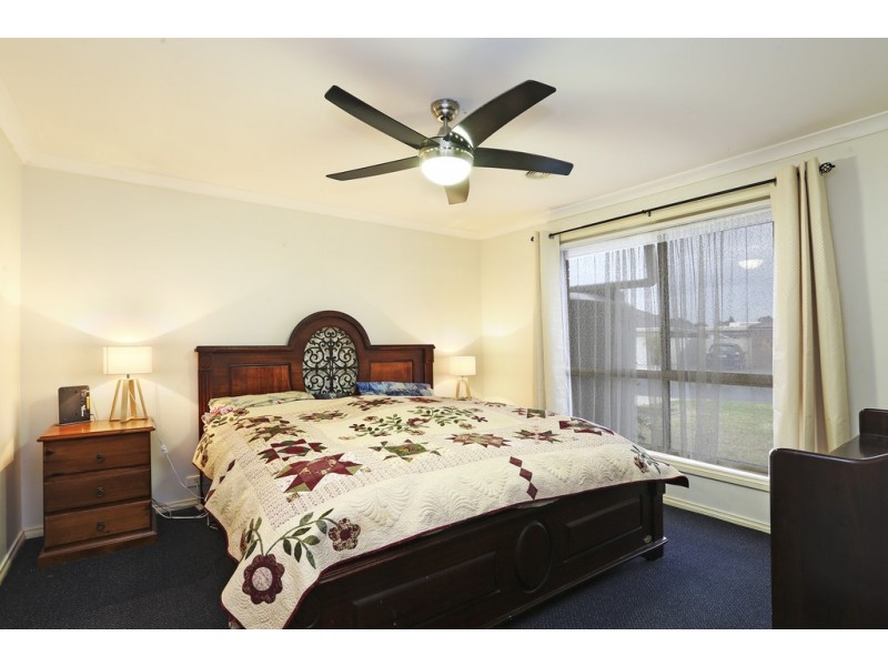 51 Streeton Close, Corio VIC 3214