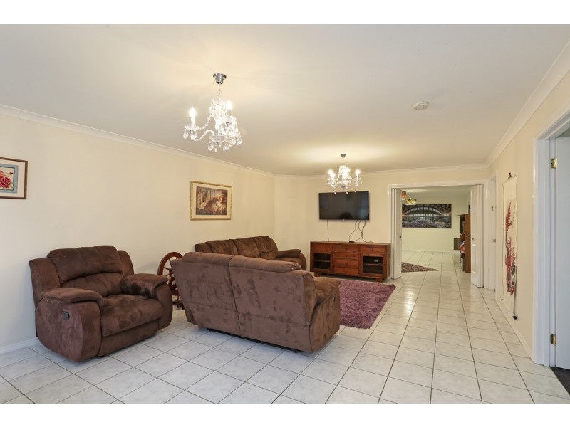 51 Streeton Close, Corio VIC 3214