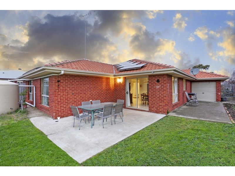 51 Streeton Close, Corio VIC 3214