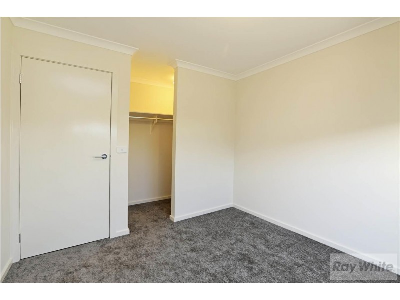 8 Jabiru Court, Lara VIC 3212