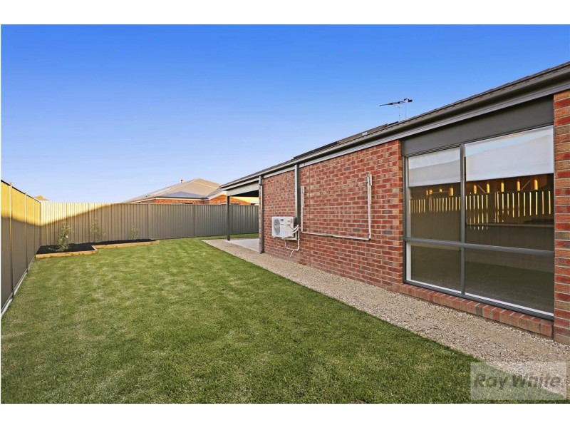 8 Jabiru Court, Lara VIC 3212