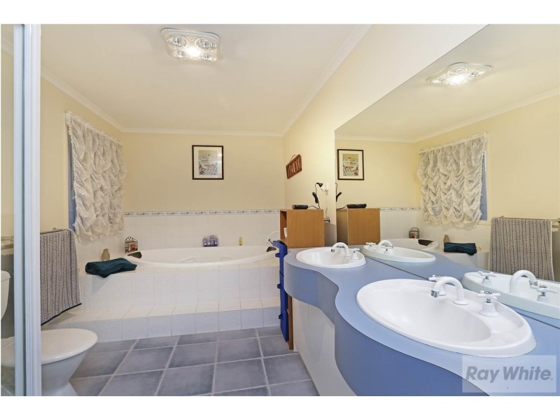 15 Wheat Court, Lara VIC 3212