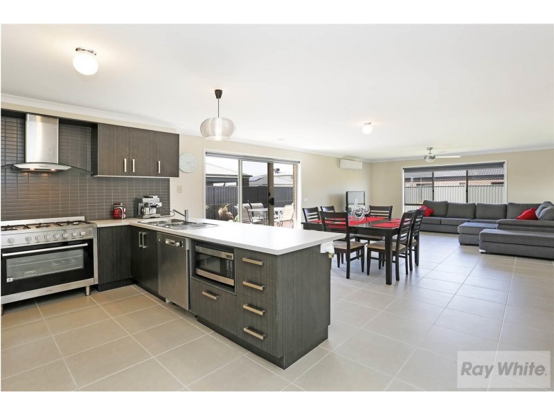 11 Musk Duck Court, Lara VIC 3212