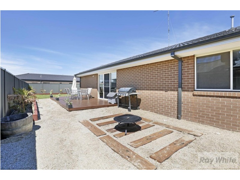 11 Musk Duck Court, Lara VIC 3212