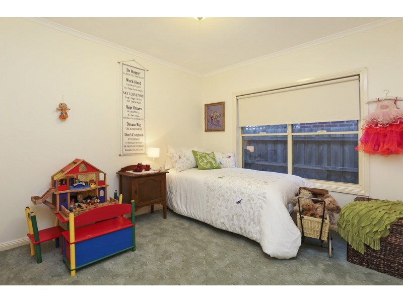 31 Lakeside Boulevard, Lara VIC 3212