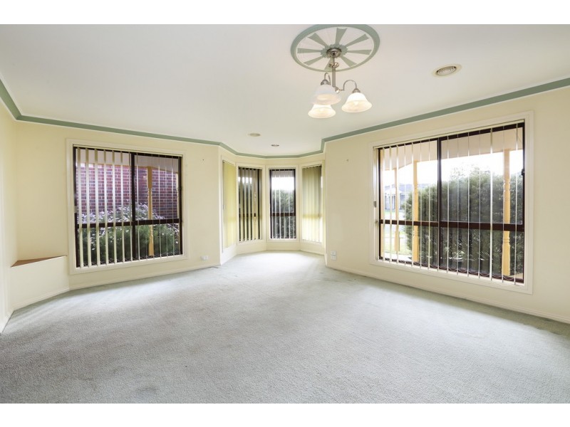 17 Brownlow Court, Lara VIC 3212