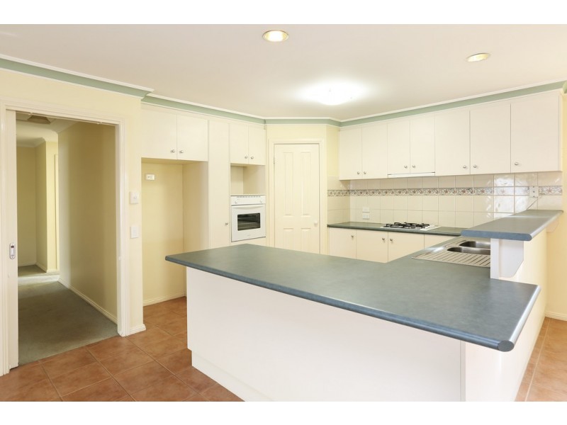 17 Brownlow Court, Lara VIC 3212
