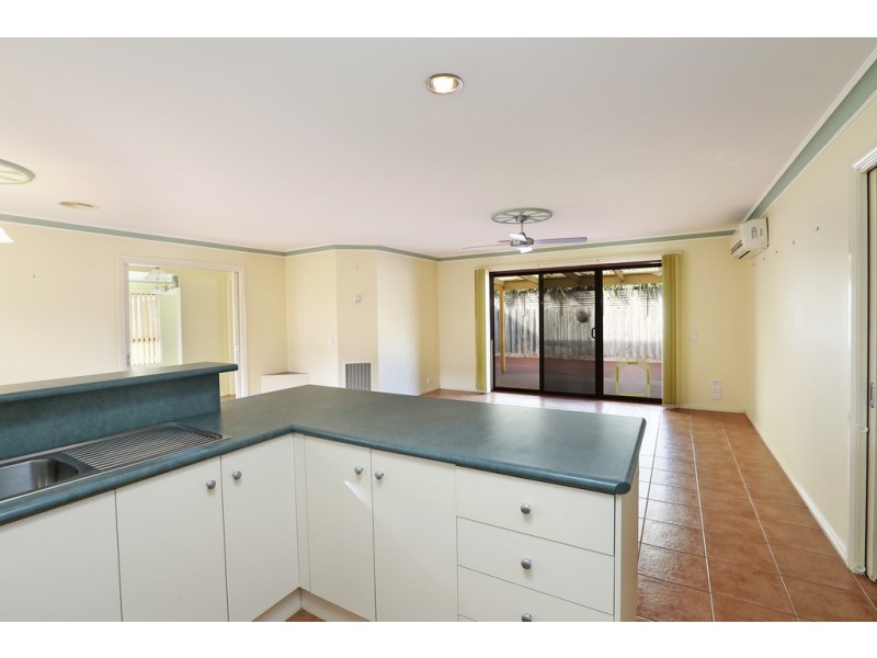 17 Brownlow Court, Lara VIC 3212
