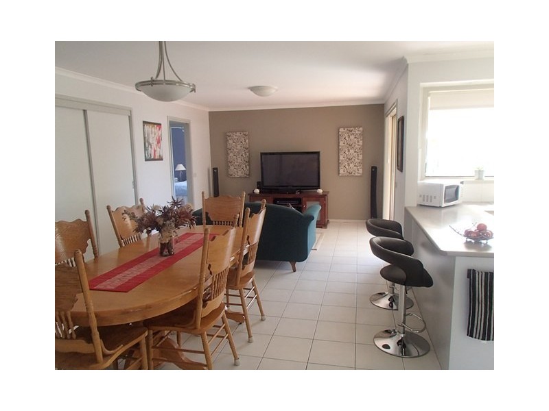 2 Newcomen Court, Lara VIC 3212