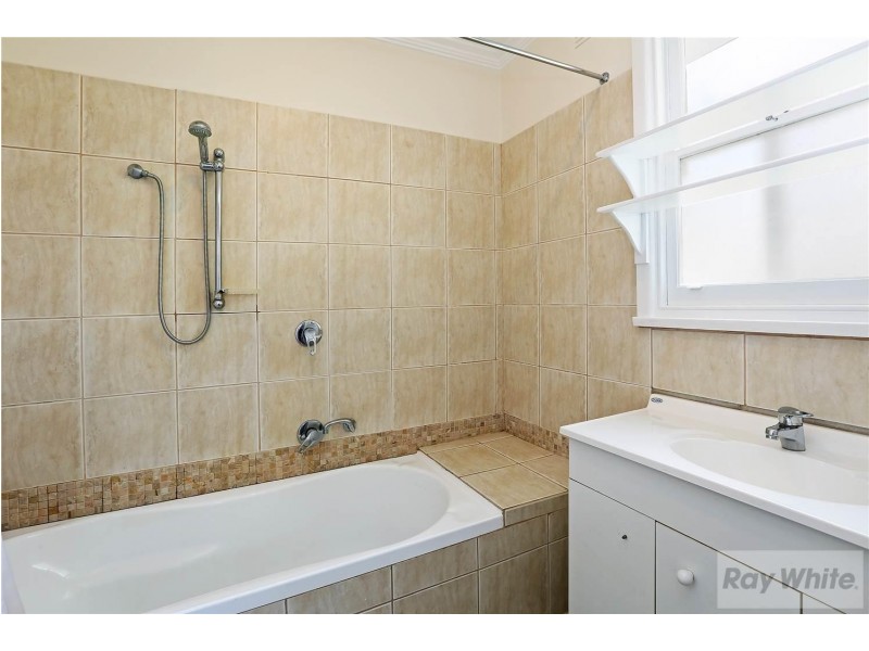 10 Kalver Street, Corio VIC 3214