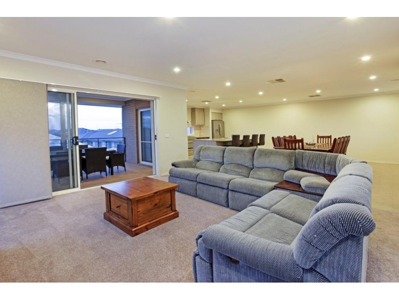 35 Nankeen Avenue, Lara VIC 3212