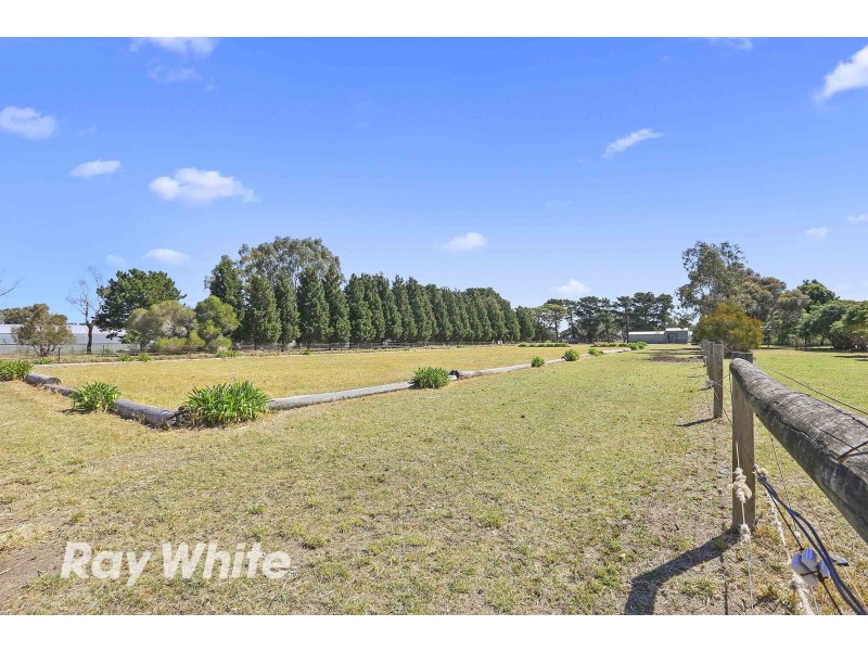 5 Rees Road, Avalon, Lara VIC 3212