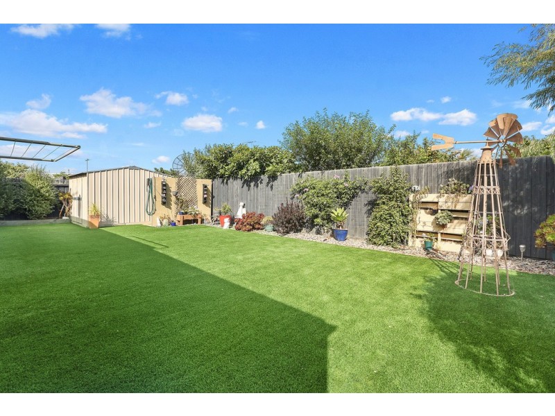 16 Citius Close, Lara VIC 3212
