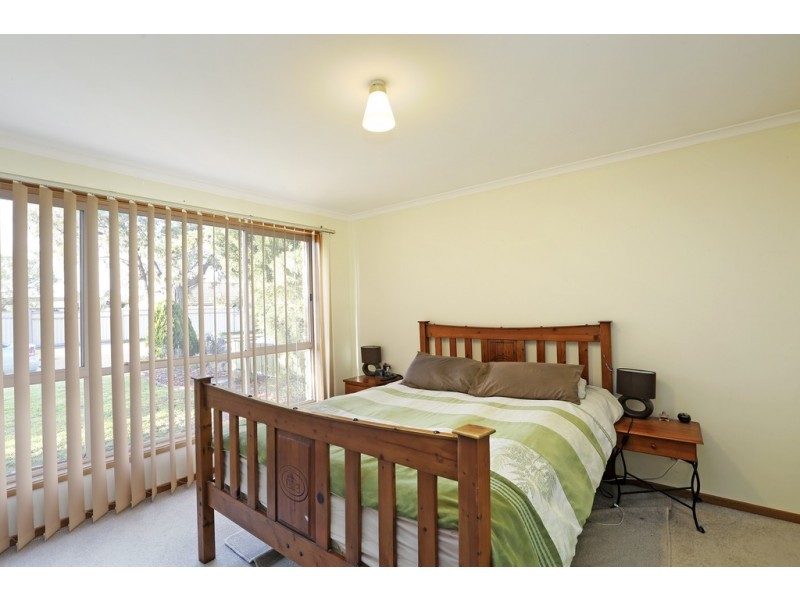 1 Allister Court, Lara VIC 3212