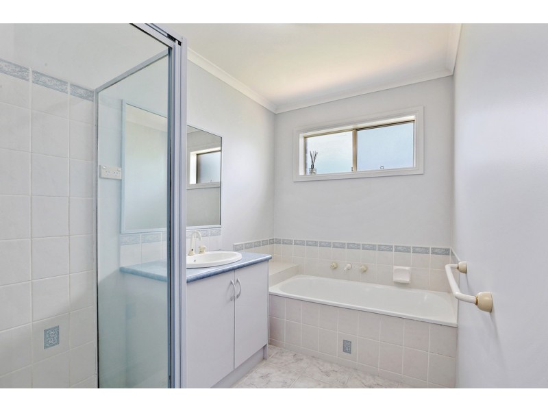 58 -62 Blackbird Circuit, Lara VIC 3212