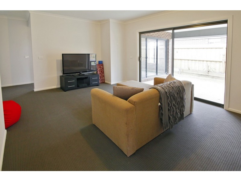 3 Prismatic Place, Leopold VIC 3224