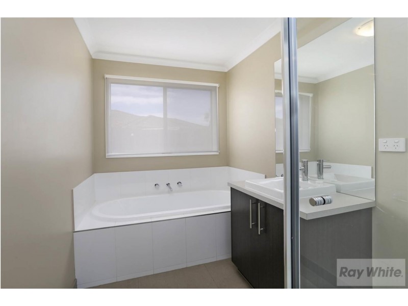 11 Antares Avenue, Lara VIC 3212