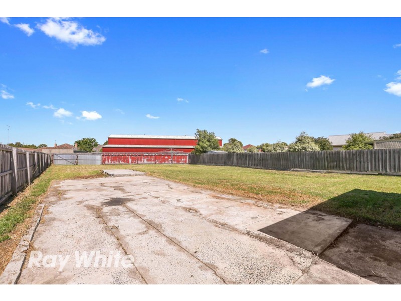 76 St Albans Road, East Geelong VIC 3219