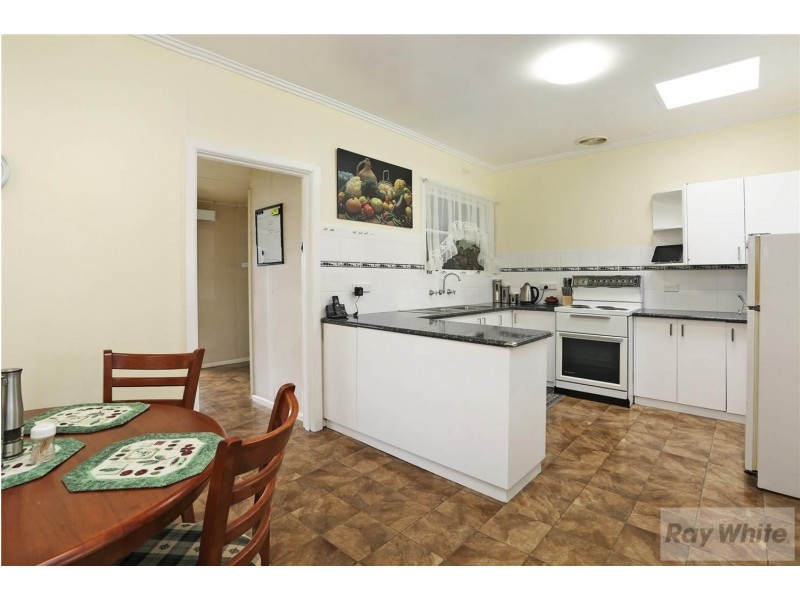 28 Talpa Crescent, Corio VIC 3214