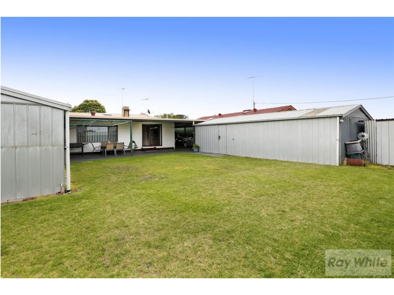 28 Talpa Crescent, Corio VIC 3214
