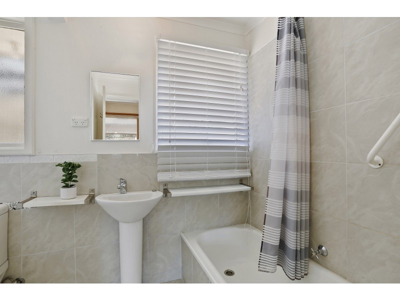 9 Ware Street, Lara VIC 3212