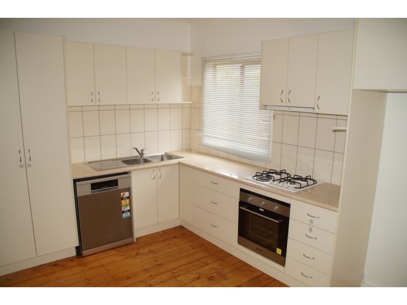 1/4 Arunga Avenue, Norlane VIC 3214