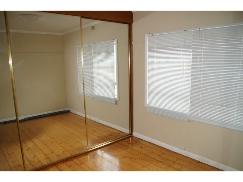 1/4 Arunga Avenue, Norlane VIC 3214