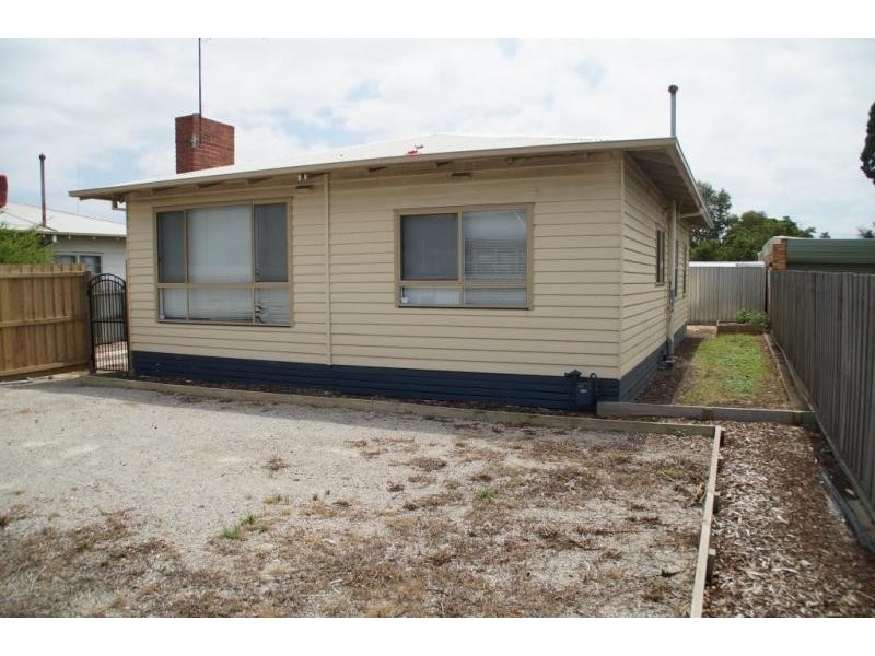 1/4 Arunga Avenue, Norlane VIC 3214