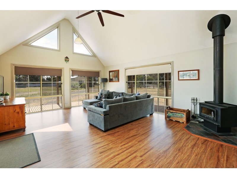 15 Cozens Road, Lara VIC 3212