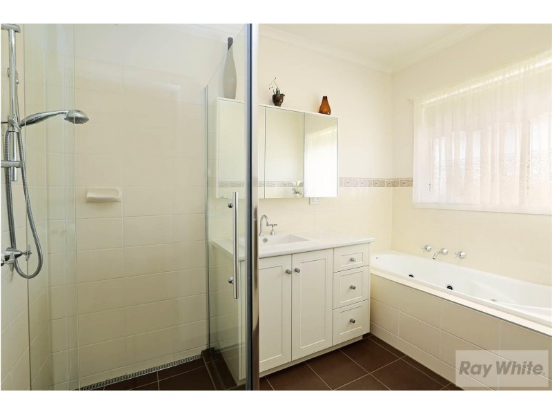 143 McIntyre Road, Lara VIC 3212